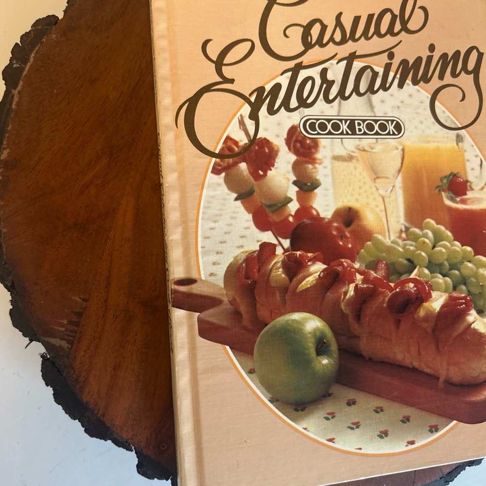 Vintage 1981 Casual Entertaining‎ Cookbook Recipes Cook Book Hardcover BHAG - Picture 7 of 8